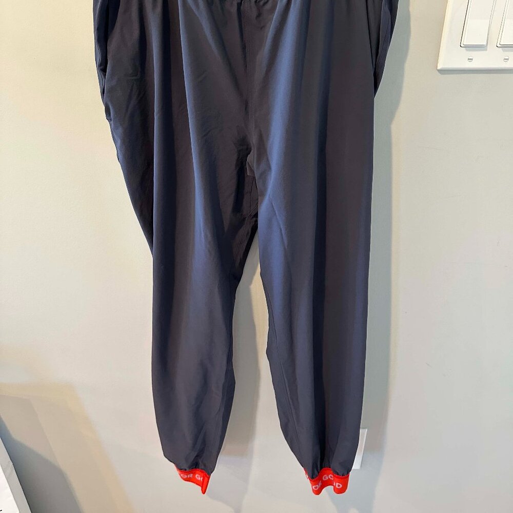 Cotopaxi Jogger